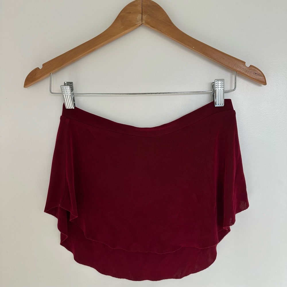 Bullet Pointe skirt Adult Size small. (Burgundy)
